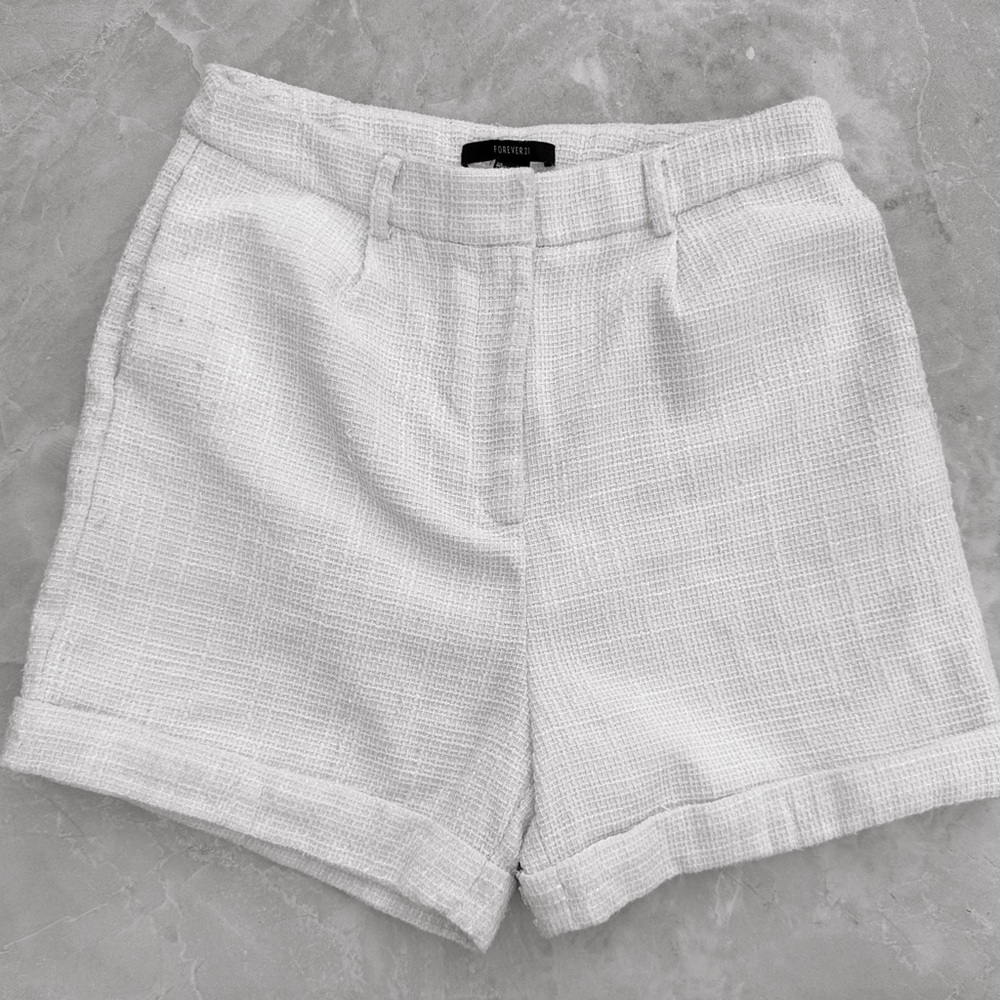 Linen shorts